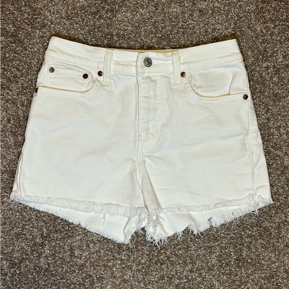 Levi's Women's White Denim Shorts Size 28